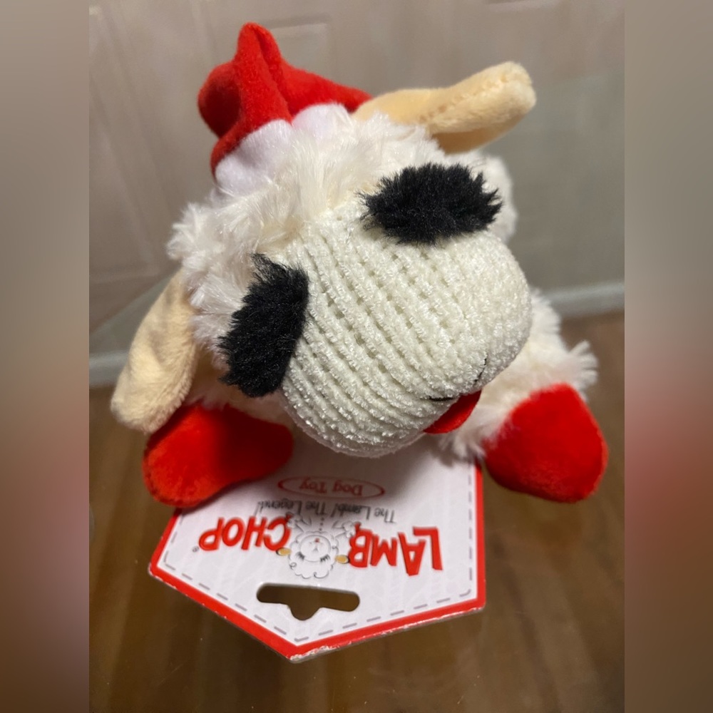 LambChop 8"With Santa’s Hat 8” With Squeaker